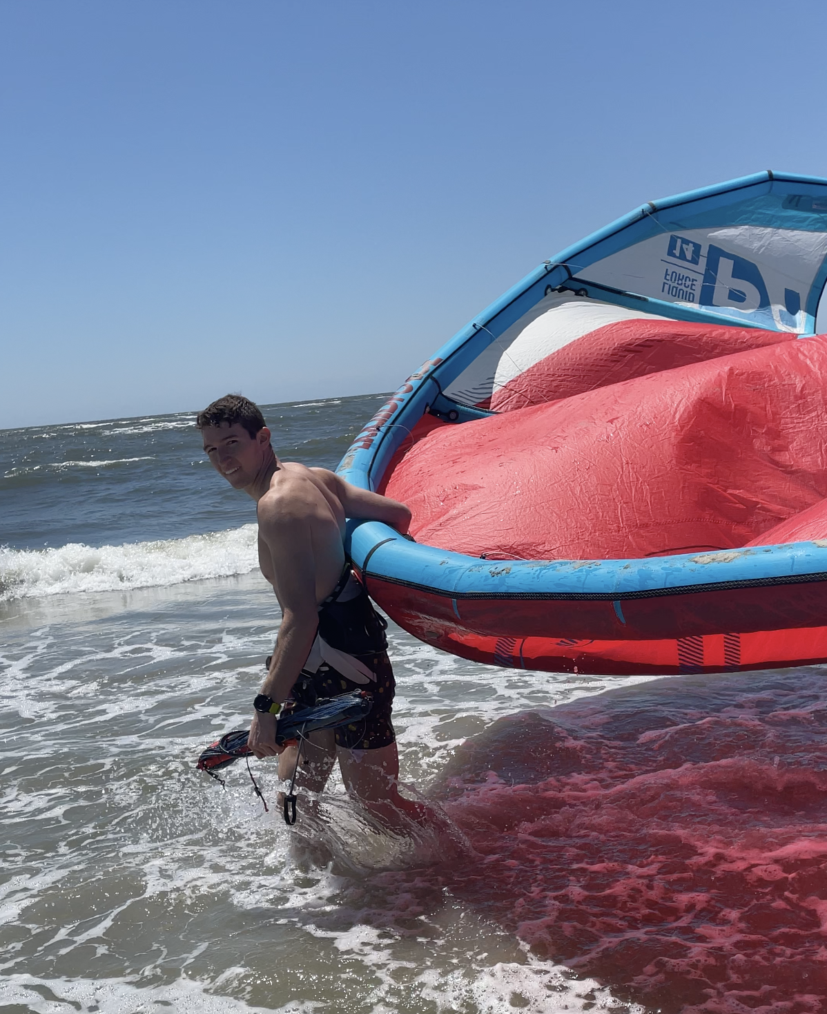 Kiteboarding in Folly Beach, SC. Charleston is a mecca! (June 2022)